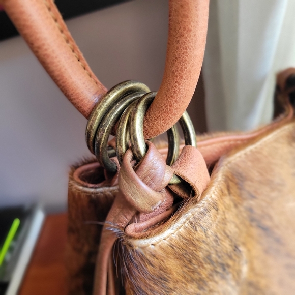 BOOZIE & CO The Ménage Bag Cowhide/Leather Brown Orange Zip Clasp Button Mint Co - Picture 4 of 13